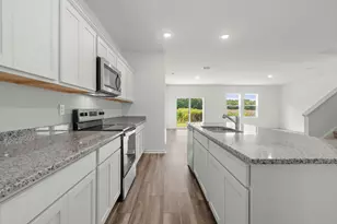 921 Harvest Ter, Glenn Heights, TX 75154 - Photo 12
