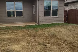 109 Bloosom Trail, Boyd, TX 76023 - Photo 10