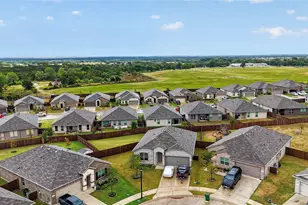 115 Azalea Ct, Boyd, TX 76023 - Photo 28