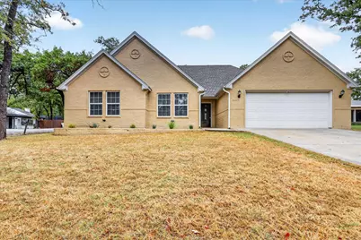 1612 Tanglewood Drive, Azle, TX 76020 - Photo 1