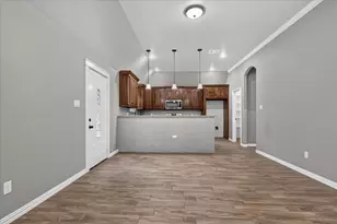 1612 Tanglewood Dr, Azle, TX 76020 - Photo 10
