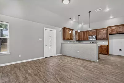 1612 Tanglewood Drive, Azle, TX 76020 - Photo 12