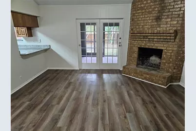 218 Buffalo Creek Drive, Waxahachie, TX 75165 - Photo 12