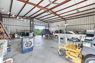 664 Co Rd 4756, Boyd, TX 76023 - Photo 30