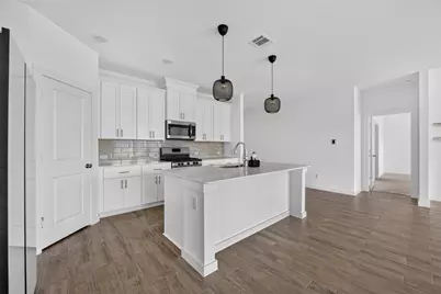 7108 Talon Bluff Drive, Fort Worth, TX 76179 - Photo 10