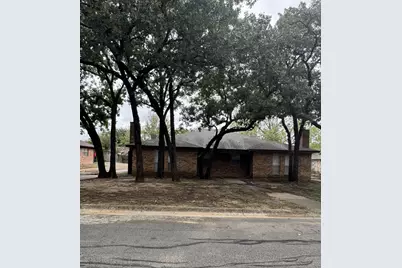7006 Lincoln Drive, North Richland Hills, TX 76182 - Photo 10