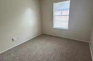 7006 Lincoln Dr, North Richland Hills, TX 76182 - Photo 4