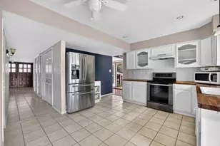 3812 Walnut Dr, Bedford, TX 76021 - Photo 16