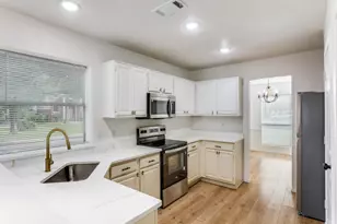 3100 Kathy Ln, Fort Worth, TX 76123 - Photo 4