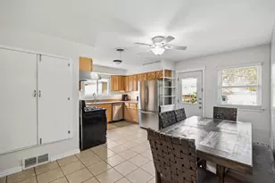 1216 Bluebird Ln, Garland, TX 75042 - Photo 8