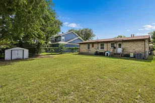 1216 Bluebird Ln, Garland, TX 75042 - Photo 18
