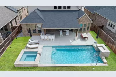 10920 Autumn Leaf Court, Flower Mound, TX 76226 - Photo 2
