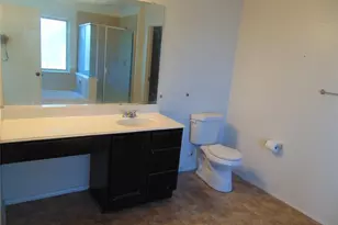 1430 Waldrop Dr, Lancaster, TX 75146 - Photo 12