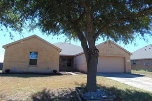 1430 Waldrop Dr, Lancaster, TX 75146 - Photo 28