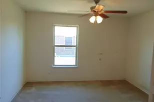 1430 Waldrop Dr, Lancaster, TX 75146 - Photo 20