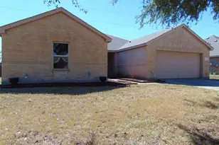 1430 Waldrop Dr, Lancaster, TX 75146 - Photo 8