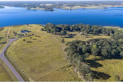 360 Lakewood Lane, Honey Grove, TX 75446 - Photo 8