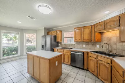 5029 Barberry Drive, Fort Worth, TX 76133 - Photo 10