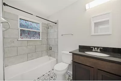 8819 Graywood Drive, Dallas, TX 75243 - Photo 22