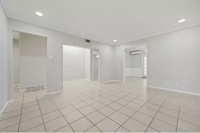 8819 Graywood Drive, Dallas, TX 75243 - Photo 8