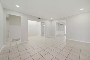 8819 Graywood Dr, Dallas, TX 75243 - Photo 8