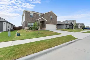 10529 Tuxinaw Trl, Fort Worth, TX 76179 - Photo 2