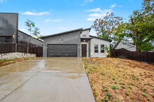 1435 Strickland St, Dallas, TX 75216 - Photo 6