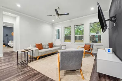 1435 Strickland Street, Dallas, TX 75216 - Photo 10