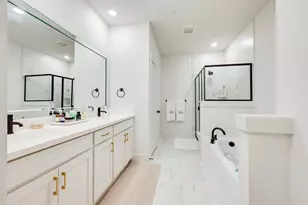 2618 La Cala Dr, Grand Prairie, TX 75054 - Photo 18