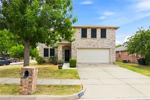 1856 Lariat Dr, Fort Worth, TX 76247 - Photo 1