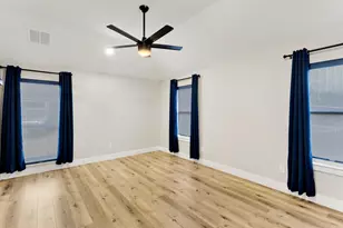 2911 Creekside Ct, Carrollton, TX 75007 - Photo 14