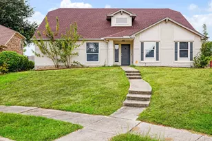 2911 Creekside Ct, Carrollton, TX 75007 - Photo 2