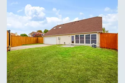 2911 Creekside Court, Carrollton, TX 75007 - Photo 26