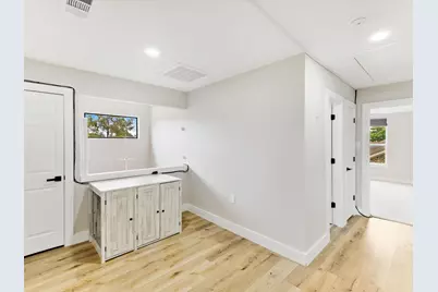 2911 Creekside Court, Carrollton, TX 75007 - Photo 22