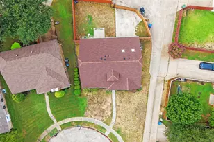 2911 Creekside Ct, Carrollton, TX 75007 - Photo 34