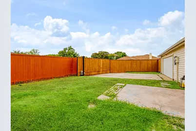 2911 Creekside Court, Carrollton, TX 75007 - Photo 28