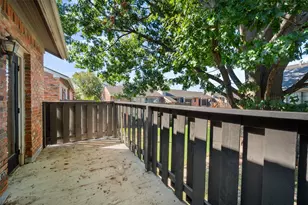 401 Pebble Way, Arlington, TX 76006 - Photo 10