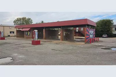 1004 Indiana Street, Graham, TX 76450 - Photo 2