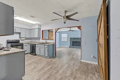 4716 Kyle Drive, Balch Springs, TX 75180 - Photo 8