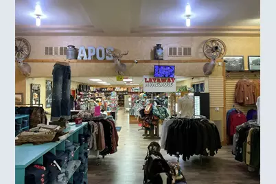 110 N Caddo Street, Cleburne, TX 76031 - Photo 10