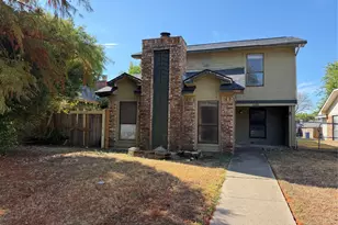 1110 Sandalwood Ln, DeSoto, TX 75115 - Photo 1
