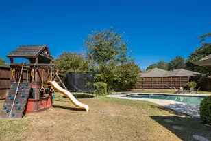14829 Knollview Dr, Dallas, TX 75248 - Photo 36