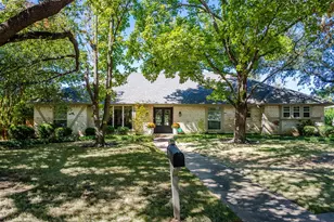 14829 Knollview Dr, Dallas, TX 75248 - Photo 38