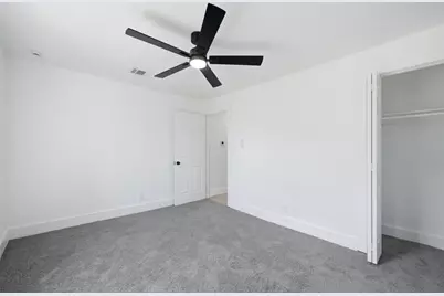 905 E Shaw Street, Fort Worth, TX 76110 - Photo 14