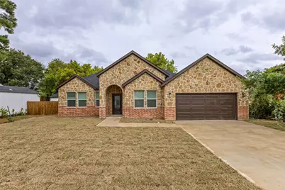 907 Howard Street, Seagoville, TX 75159 - Photo 1