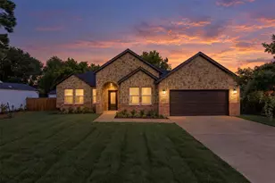 907 Howard St, Seagoville, TX 75159 - Photo 4