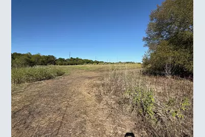 204 Forest Lane, Hillsboro, TX 76645 - Photo 2