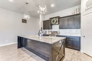 101 Buckeye Dr, Weatherford, TX 76086 - Photo 4