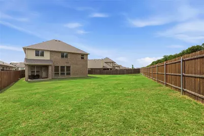 9121 Desert Flora Drive, Fort Worth, TX 76131 - Photo 4