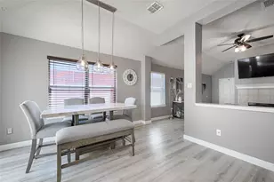 903 Gillon Dr, Arlington, TX 76001 - Photo 10